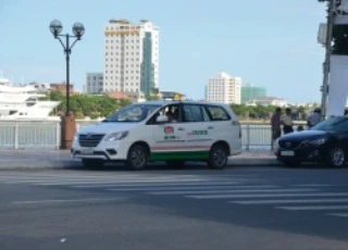 Vụ du khách đi 6km bị "chém" 700 ngàn đồng: Hãng taxi nhận kết đắng