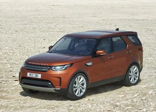 Land Rover Discovery 2018 có giá từ 4,4 tỷ đồng