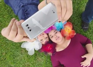 LG V30 là smartphone đầu tiên có camera khẩu độ f/1.6