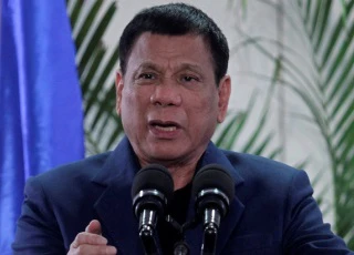 Ông Duterte treo thưởng 40.000 USD bắt cảnh sát giúp thị trưởng buôn ma túy