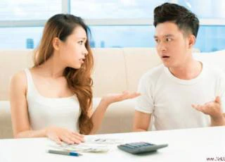 Tôi chưa bao giờ được biết lương chồng sau 5 năm chung sống