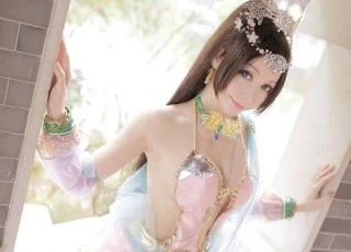 Ngất ngây với bộ ảnh cosplay nữ tướng trong Dynasty Warriors: Unleashed