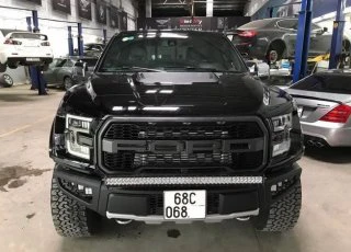 Tay chơi Kiên Giang chi tiền tỷ độ Ford F-150