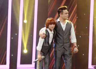 Cha quán quân Vietnam Idol Kids bất ngờ khoe giọng ca "không phải dạng vừa"