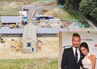 Beckham xây bể bơi sử dụng nước tái tạo từ... toilet