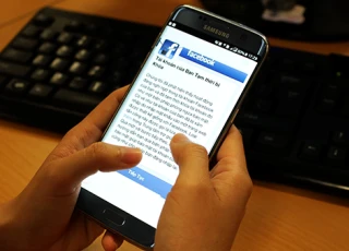 Dịch vụ làm 'bay' tài khoản Facebook chỉ vài trăm nghìn đồng