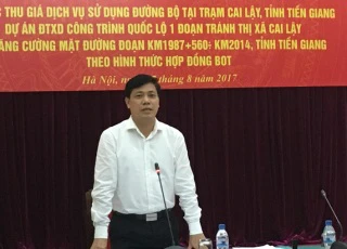 Trả tiền lẻ khi qua trạm BOT: "Không vi phạm pháp luật, người dân được làm"