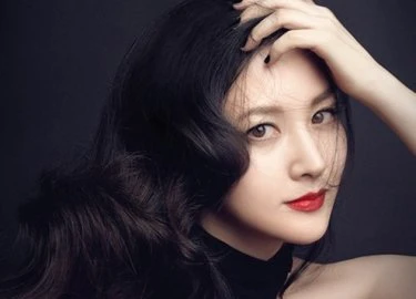 Lee Young Ae &#8211; Vẻ đẹp vượt thời gian của &#8220;nàng Dae Jang Geum&#8221;