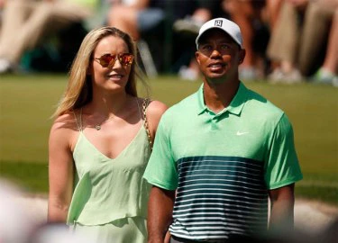 Tiger Woods lộ ảnh khỏa thân gửi cho tình cũ