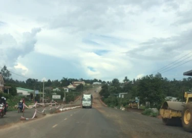 Trạm thu phí 8km: "Đầu tư như vậy là hơi ít"