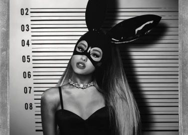 "Ariana Grande quá coi thường khán giả Việt"