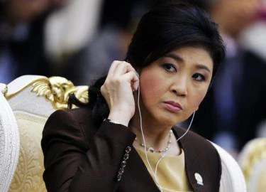 Bà Yingluck vắng mặt tại phiên luận tội, tòa án phát lệnh bắt giữ