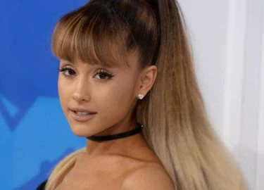 Hủy show ở Việt Nam, Ariana Grande vẫn diễn ở Trung Quốc