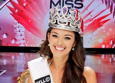 Hoa hậu gây tranh cãi của Nam Phi dự thi Miss Universe