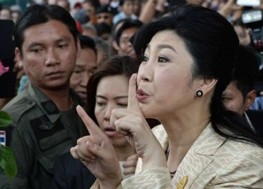 Bà Yingluck đã chạy ra nước ngoài như thế nào?