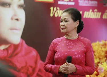 Khánh Ly: "Trào lưu bolero chẳng khác nào thời trang"