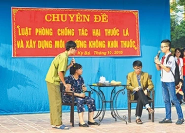 Sống văn minh, người dân Thái Bình giảm hút thuốc lá