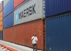 Ai làm "biến mất" 213 container ở Cát Lái?