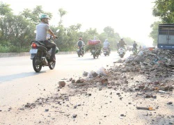 Hà Nội: &#8220;Rác tặc&#8221; hoành hành trên đại lộ nghìn tỉ