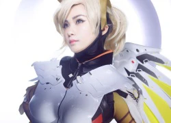 Ngất ngây với cosplay Mercy cực gợi cảm trong Overwatch