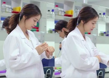 Kim Tae Hee bụng bầu vượt mặt vẫn xinh đẹp rạng ngời