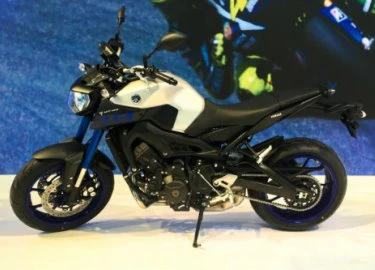 Yamaha MT-09 SP sắp ra mắt, ấn tượng hơn