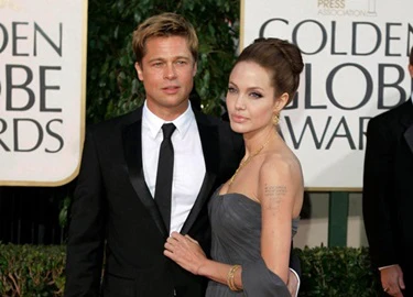 Bạn thân tiết lộ Angelina và Brad Pitt đã bí mật tái hợp