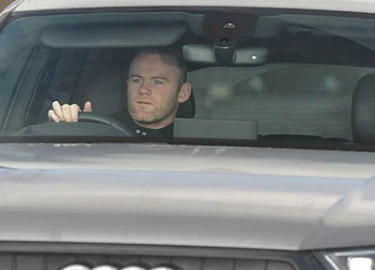 Rooney sẽ phải ra tòa vì lái xe khi say rượu