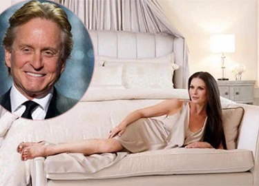 Tài tử Michael Douglas: 'Tôi phát cuồng vì vợ'