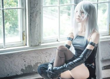 Chùm ảnh cosplay tuyệt đẹp về bom tấn nhập vai Nier: Automata