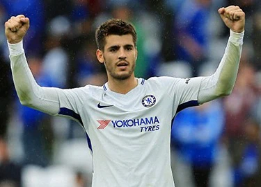 Fan Chelsea lợi dụng Morata chửi xéo Tottenham