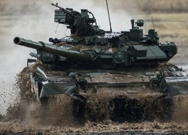 Xe tăng T-90 của Nga phô diễn khả năng tác chiến