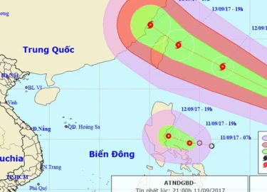 Bão mạnh và áp thấp nhiệt đới đang cùng hướng vào Biển Đông