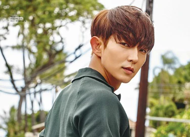 Lee Jun Ki nằm trong 'danh sách đen' của chính phủ Hàn Quốc