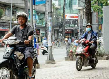 "Thằng Cò" Đất phương Nam làm bốc vác, lơ xe, hớt tóc để mưu sinh