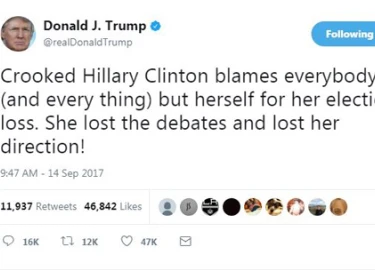 Trump tái khởi động cuộc chiến Twitter với Clinton