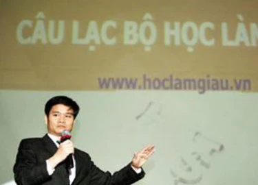 Vì sao chủ trang mạng "hoclamgiau.vn" lừa được 2.700 tỷ đồng?