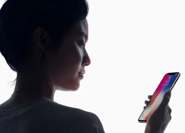 Apple chia sẻ bí kíp ngăn cướp mở iPhone X bằng Face ID