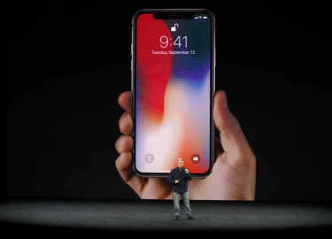 Những tính năng iPhone X sao chép từ điện thoại Android