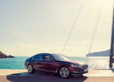 BMW M760Li Nautor's Swan: Xe sang cảm hứng du thuyền