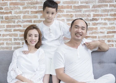 Thu Trang: 'Tiến Luật nghèo, xấu, theo đuổi 5 năm tôi mới yêu'