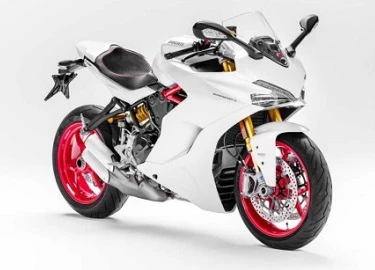 Ducati SuperSport, GSX-S1000F và Ninja 1000 đối đầu