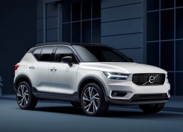 Volvo XC40: Thách thức Audi Q3