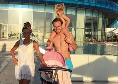 Gia đình Rakitic suýt trở thành nạn nhân của khủng bố