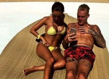 Astrid Bell: Nàng WAGs nóng bỏng của AS Roma