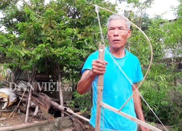 LẠ MÀ HAY: Chỉ dùng bẫy kẹp mà "đè bẹp" bầy "quái vật" răng nhọn