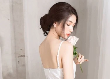 Tôi trao tình yêu cho người không xứng đáng