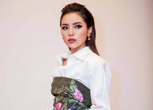 Kỳ Duyên lộ mặt nhọn khác lạ dù xuất hiện "chất hơn nước cất"