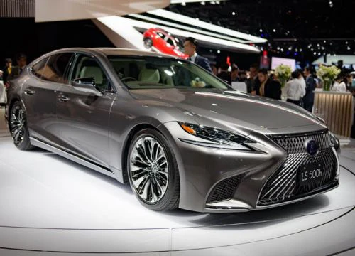 Lexus LS 2018 về Nhật Bản sau cả Việt Nam