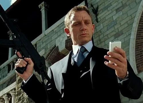 Chỉ một cảnh quay, 'đi tong' hơn 70 tỷ đồng trong phim James Bond